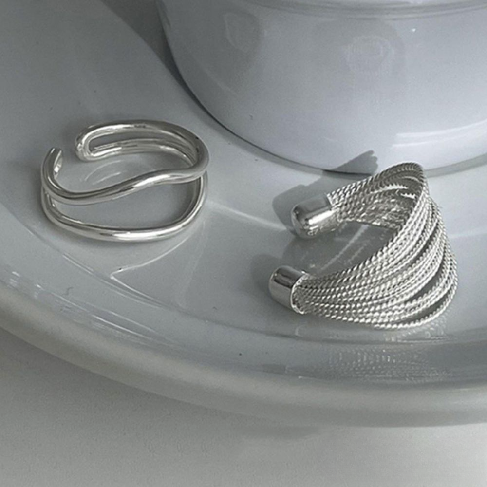 Anello dal design unico